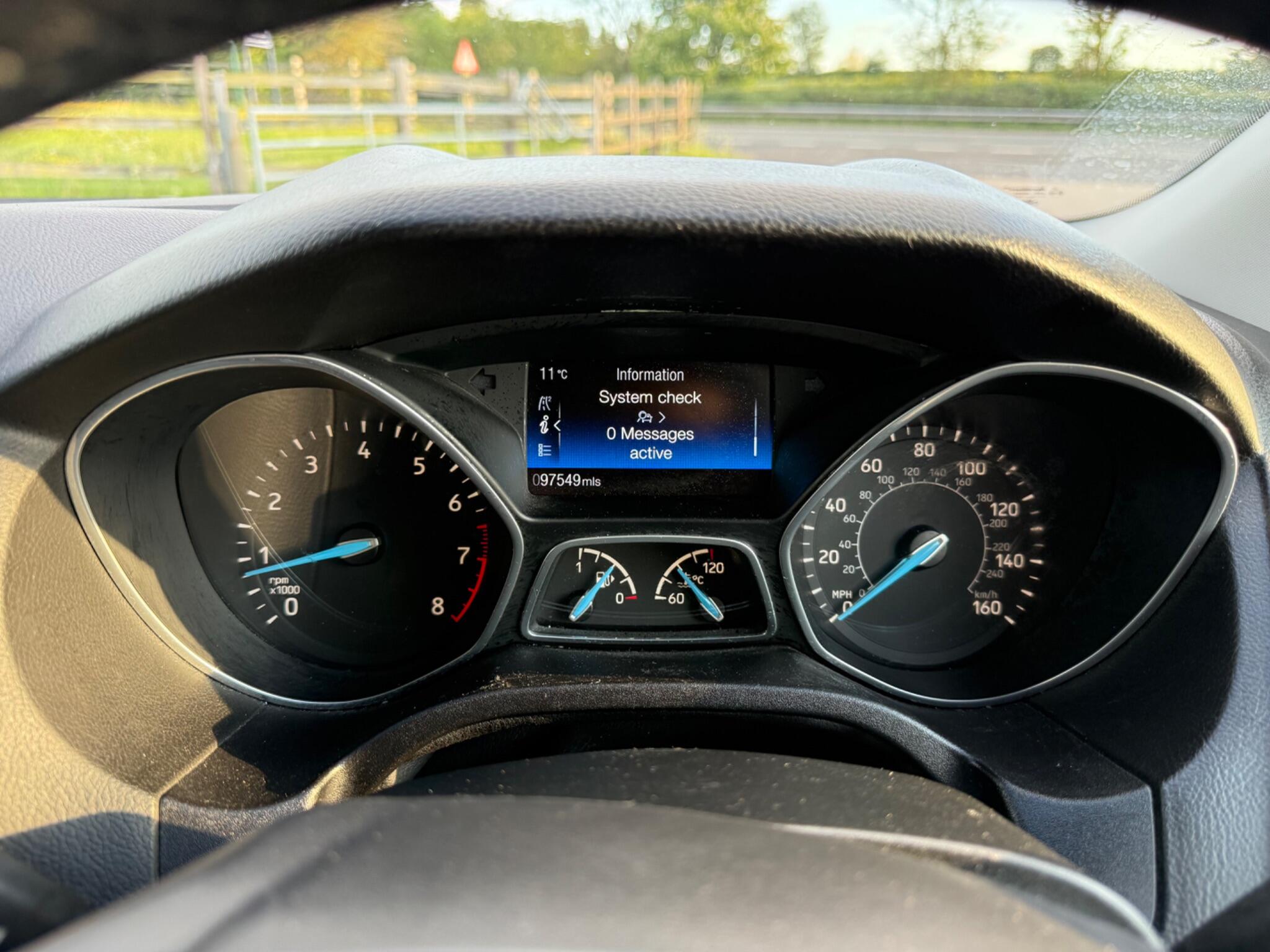 Ford Focus 1.5T EcoBoost Titanium X Euro 6 (s/s) 5dr — photo 120 of 126